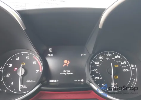 2018 Alfa Romeo Giulia Ti Awd из США, поврежденный, VIN ZARFAEEN8J7577785